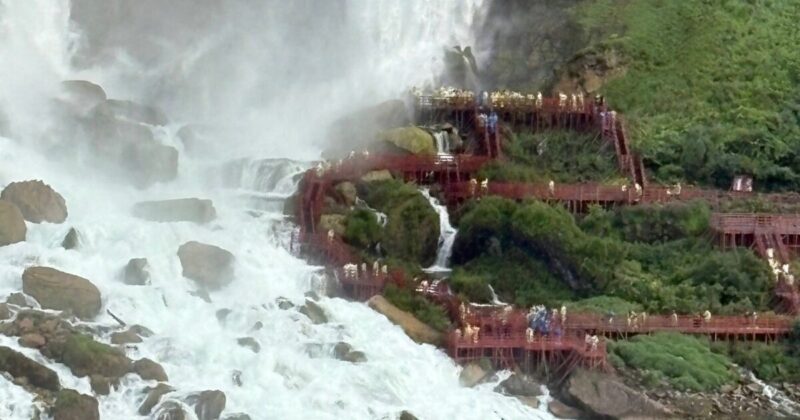 アメリカ側の「風の洞窟」