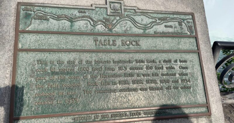 テーブル・ロック石碑